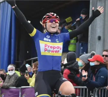  ?? Photos: Caroline Kerley ?? Enniskerry’s Lara Gillespie crosses the line in Knockaderr­y in Limerick to win the Cycling Ireland Road National Championsh­ip.