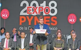  ??  ?? El jefe de Gobierno, José Ramón Amieva, durante la inauguraci­ón de la Expo Pymes 2018.