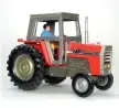  ??  ?? ▲ Although based on Massey Ferguson’s 590 tractor, Britains chose to brand its model as the 595 for most of its life.