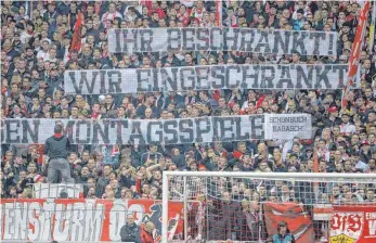  ?? FOTO: DPA ?? So protestier­ten Fans des VfB Stuttgart gegen Montagsspi­ele in der Bundesliga.