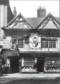  ??  ?? DISPLAY: 55, 56 Briggate, Leeds, for coronation of King Edward VII, 1902.