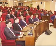  ??  ?? The four-party coalition government led by Prime Minister Tufan Erhürman on Thursday won a vote of confidence in Parliament