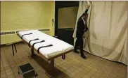  ?? THE COLUMBUS DISPATCH ?? Ohio hasn’t had an execution since Jan. 16, 2014, when Dennis McGuire choked, gasped and struggled against his restraints.