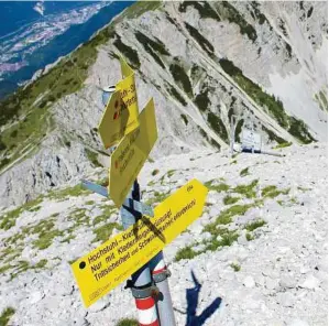  ??  ?? Für den Kletterste­ig auf den Hochstuhl ist der Alpenverei­n Klagenfurt