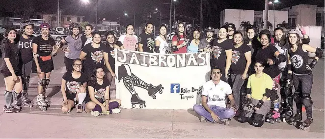  ??  ?? EQUIPO “JAIBRONAS Roller Derby Tampico-Madero”.