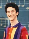  ?? PAUL DRINKWATER/NBCU PHOTO BANK VIA AP ?? Actor Dustin Diamond poses as Samuel Powers, better known as “Screech” from the 1990s sitcom“Saved by the Bell.”