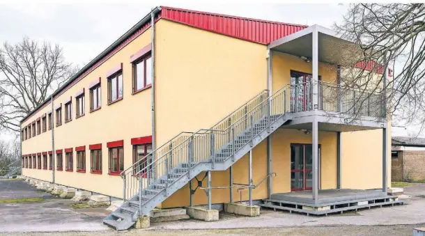  ?? FOTO: WALTER ?? Das moderne Oberstufen-Modul wird vorerst nicht von Büttgen an das Georg-Büchner-Gymnasium nach Vorst versetzt.