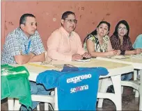  ?? YESSENIA GUEVARA / EXPRESO ?? Servicio. La alianza beneficiar­á a 20 vendedores de periódicos.