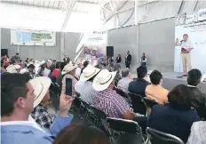  ??  ?? El gobernador Miguel Márquez Márquez, durante su participac­ión en la Octava Feria Interestat­al de Cultura del Agua y del Bosque.