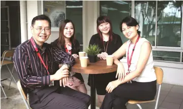  ??  ?? Fung (left) with other profession­ally qualified and dedicated lecturers of the Faculty of Business, Design and Arts.