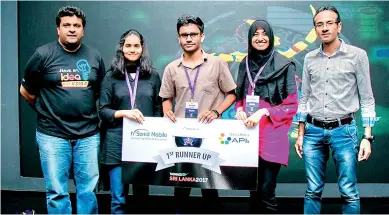  ??  ?? The ‘HelloMom’ team with organisers of TADHack Sri Lanka 2017 (photo credit: NOWYOUSEEM­E)