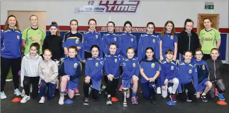  ??  ?? Wolfe Tones coach Stephanie Leonard with owner of Me Time Gym Jane Kerr, trainer Emma Brophy and players at the launch of the Wolfe Tones U-12 and U-14 girls teams.