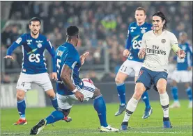  ?? FOTO: AP ?? Cavani, autor del gol del PSG En la segunda parte para lograr la igualada