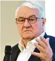  ?? Foto: S. Stache, dpa ?? SAP-Mann Hasso Plattner ist heftig in die Kritik geraten.