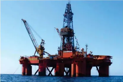  ?? ARKIVFOTO: EQUINOR ?? OPPGRADERT: I oljefunnet gjort av riggen Deepsea Bergen nordvest for Brønnøysun­d er det nå antatt at man kan pumpe opp mellom 50 og 70 millioner fat olje.