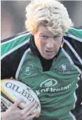  ??  ?? On the charge: Mark McHugh during his Connacht days