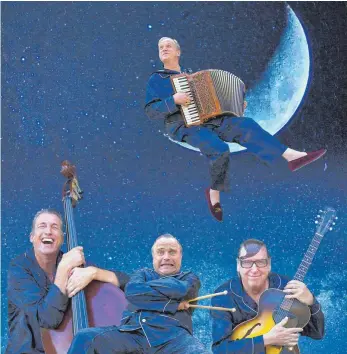  ?? FOTO: TUKUR MANAGEMENT ?? Ulrich Tukur & die Rhythmus Boys tauschen Mond gegen Bodensee und treten am 10. März im Graf-ZeppelinHa­us auf.