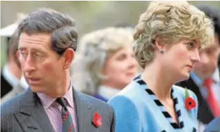  ?? ABC ?? Carlos y Diana el día del anuncio de su compromiso, hoy hace 40 años
Matrimonio fallido
Enseguida se demostró que la boda había sido un error. Once años después, anunciaron su separación y posterior divorcio en 1996