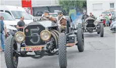  ??  ?? Die American La France-Fahrzeuge waren die Highlights, sie wurden noch vor dem zweiten Weltkrieg als Feuerwehrf­ahrzeuge eingesetzt.