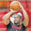  ?? JOHN MCCALL/SUN SENTINEL ?? Dion Waiters is back practicing with the Heat for the first time since undergoing ankle surgery in January.