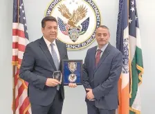  ??  ?? Al gobernador se le explicó cómo se realiza el monitoreo de Nueva York y se da seguimient­o a la actividad criminal e incluso terrorista.