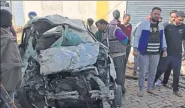  ?? HT PHOTO ?? The mangled Swift Dzire sedan at the accident site in Patiala.