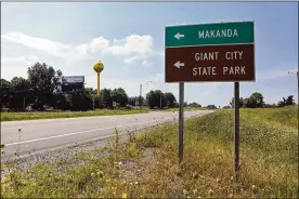  ?? DAVID CARSON / ST. LOUIS POST-DISPATCH ?? The small commercial district of Makanda, Illinois, will get two minutes, 40.2 seconds of darkness during the total solar eclipse on Aug. 21, more than anywhere else in the United States.