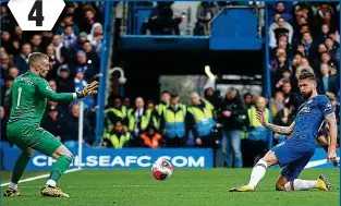  ?? GETTY IMAGES ?? French flair: Giroud slides in to round off the Chelsea scoring