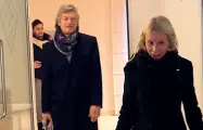  ??  ?? Giancarlo Antognoni con Elena Turra all’interno della sede della Fiorentina in viale Fanti ieri mattina