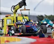  ??  ?? Trois virages et puis c’est tout. Pierre Gasly a vu son premier Grand Prix de France s’arrêter dans le virage du Camp.