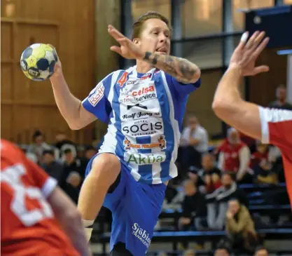  ?? FOTO: FSC MEDIA ?? Andreas Rönnberg gjorde det han brukar göra – han steg fram och avgjorde matchen mot Dicken.