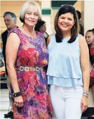  ??  ?? The lovely duo of Janette Robinson (left) and Cathrine Kennedy are all smiles.