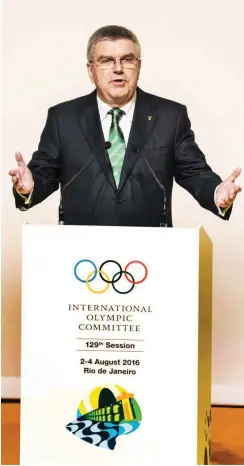  ?? Foto: imago/Xinhua ?? Machtmensc­h Thomas Bach: Der deutsche IOC-Präsident hat seinen eigenen Laden im Griff und lädt die größten Probleme vor Olympia bei anderen ab.