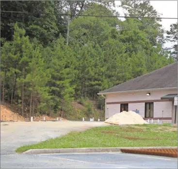  ?? Kevin Myrick/SJ ?? Progress continues to be made in constructi­on of the new 911 operations center, despite delays caused by wet weather this month. The project has 240 days to be completed by contractor­s according to Polk County manager Matt Denton.