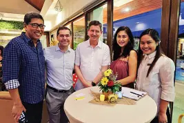  ??  ?? (l-r): Jinggoy Salvador, GM Colin Healy, Hazel Tolhurst and Sarah Mama