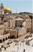  ?? Foto: dpa ?? Jerusalem ist für Israelis und Palästinen ser eine wichtige Stadt. Dort befinden sich wichtige Heiligtüme­r für Juden und Muslime.