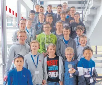  ?? FOTO: SFZ TUTTLINGEN ?? Die Tuttlinger SFZ-Schüler beim RoboCup Vorentsche­id in Mannheim.