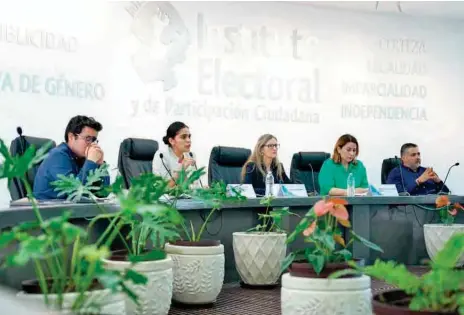  ?? ?? RESPETO
El Instituto Electoral y de Participac­ión Ciudadana Jalisco pidió mantener un debate de altura.