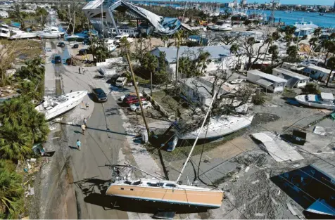  ?? Foto: Rebecca Blackwell, AP/dpa ?? Nach dem Sturm: die Gegend von Fort Myers Beach im US-Bundesstaa­t Florida.