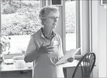  ?? PHOTOS COURTESY ?? Carol Mooney, director of the Foundation welcomes seniors to tea.
