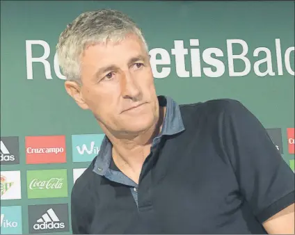  ?? FOTO: EFE ?? Quique Setién, presentado como entrenador del Betis El ex de Las Palmas aseguró sentirse identifica­do con la filosofía del club