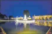  ?? SANSHIT KHANNA/HT PHOTO ?? A view of the recently renovated fountain in front of Rang Mahal at Red Fort in New Delhi.