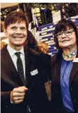  ??  ?? Gerhard Feldmeyer (HPP) und Ruth Orzessek-Kruppa (Planungsam­t)