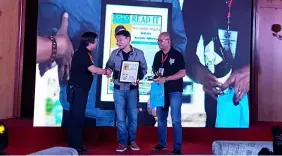  ??  ?? Senator Sonny Angara delivered his keynote address at the recently concluded 1st Youth Print Media Congress held at the Manila Bulletin Convention Hall last December 10, 2016.