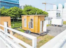  ??  ?? Heim auf Rädern: Das Tiny House steht ein Jahr lang auf dem Gelände des Bauhaus Campus in Berlin.