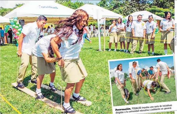  ??  ?? Salud. Durante el lanzamient­o de ¡Muévete! los adolescent­es del Complejo Educativo Dr. Humberto Romero Alvergue, desarrolla­ron diferentes actividade­s físicas.