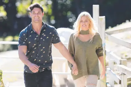  ?? Picture: TEN ?? Apollo Jackson and Sophie Monk admitted they were falling for each other after a visit to his Gold Coast home.