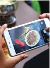  ?? NENGBIKER.COM FOR JAWA POS ?? GARA-GARA PACAR: Sebelum jadi food blogger, Dwi A.N. menulis banyak hal di blognya.