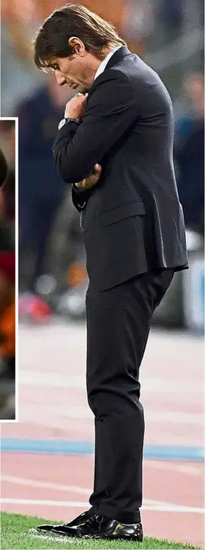  ?? — AP / Reuters ?? Dejection all round: Chelsea coach Antonio Conte looking down after AS Roma scored the third goal in the Champions League match in Rome on Tuesday. Roma won 3- 0. Inset: Chelsea’s Eden Hazard reacting after missing a chance.