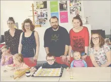  ?? - Crédits : Gj ?? Lors d’un atelier cuisine avec les enfants